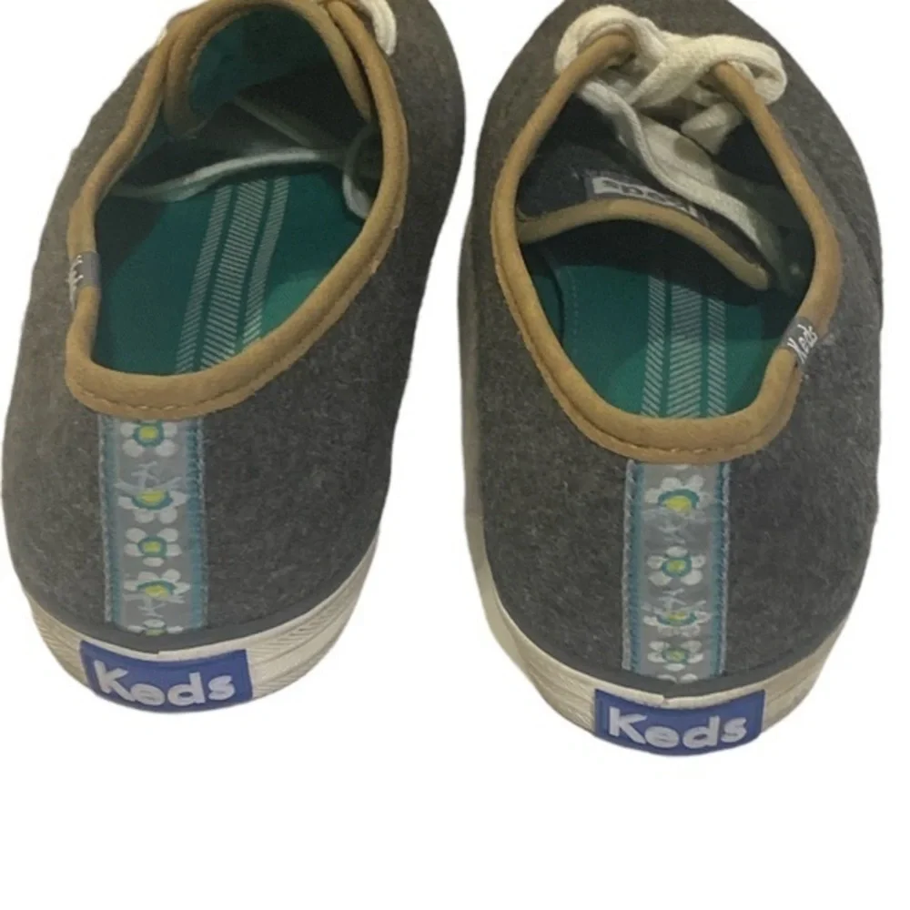Keds Women’s Champion Gray‎ Felt Sneakers Size 10